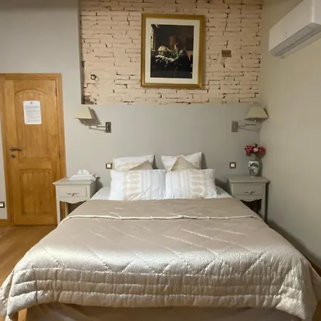 Le Clos Du Cedre Guest house