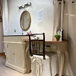 Πανσιόν L'ecrin De 4*